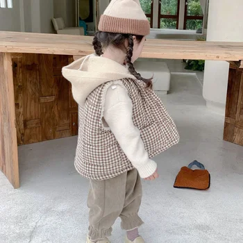 2022 Новая Зимняя одежда для девочек В Корейском стиле, толстый теплый Клетчатый жилет с капюшоном, повседневная Жилетка для девочек, куртка