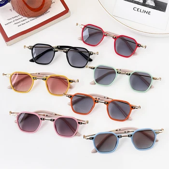 Новые детские солнцезащитные очки для мальчиков и девочек, солнцезащитные очки с защитой от UV400, детские солнцезащитные очки для уличных съемок