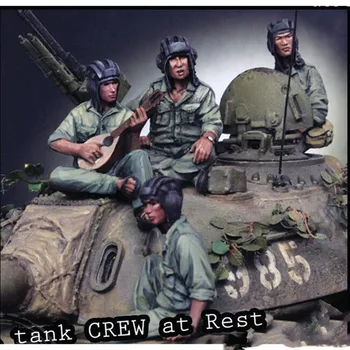 Фигурка из смолы 1/35 modern crew man включает в себя 4 модели (без танка), комплект для сборки неокрашенной фигурки в разобранном виде